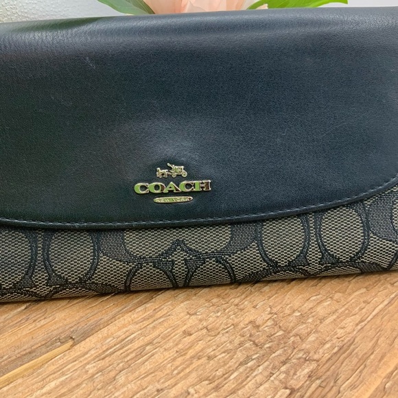 Coach Leather Canvas Signature "C" Slim Full Size Wallet - Picture 1 of 6